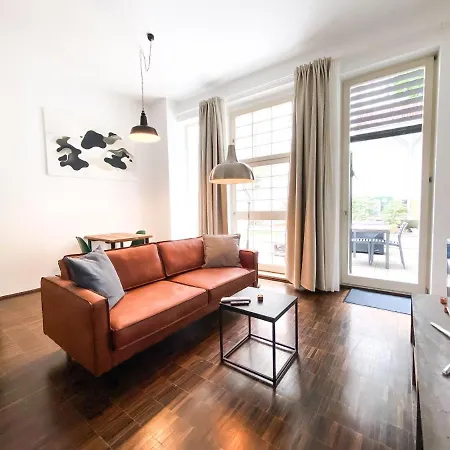 Modernes Loft-apartment Inkl Tiefgarage Im Zentrum Leipzigs Apartment Leipzig