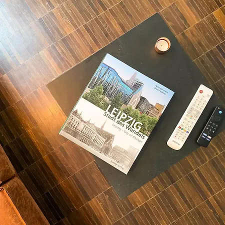 Apartment Modernes Loft-apartment Inkl Tiefgarage Im Zentrum Leipzigs *